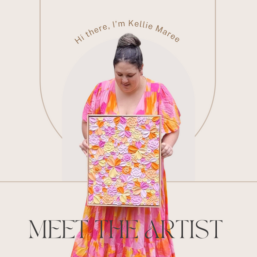 Australian abstract texture artist Kellie maree introducing herself and sharing her story as a mum of three, all with ADHD/Autism and how she became a self-taught mixed media artist 
